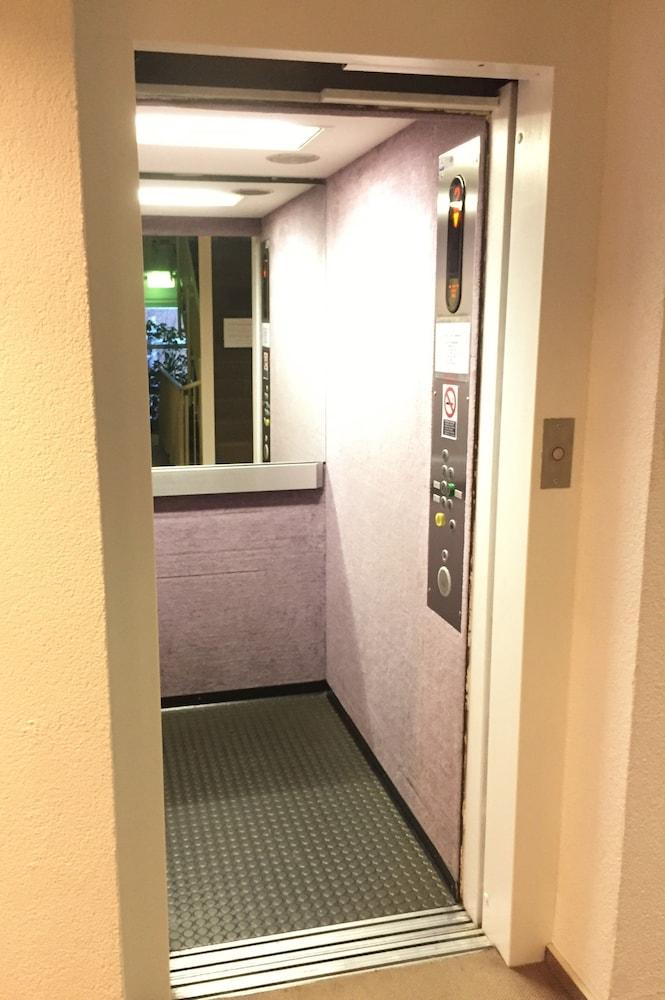 Hotel Ambassador Бон Екстериор снимка