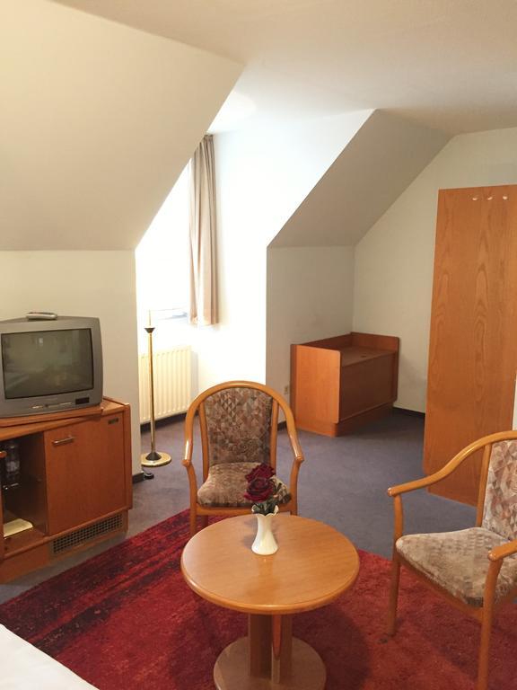 Hotel Ambassador Бон Стая снимка