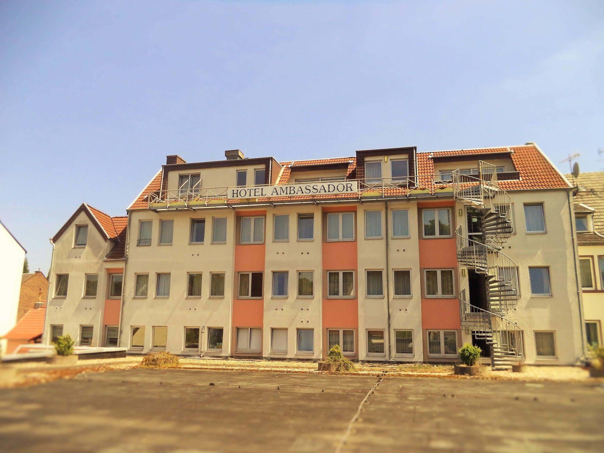 Hotel Ambassador Бон Екстериор снимка